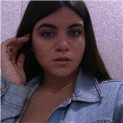 Ragazza di quinta liceo, offre ripetizioni di diritto a Verona e provincia